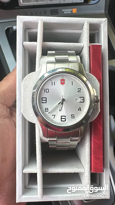 VICTORINOX SWISS ARMY