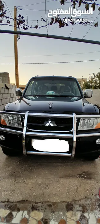 ميتسوبيشي باجيرو 2006 للبيع