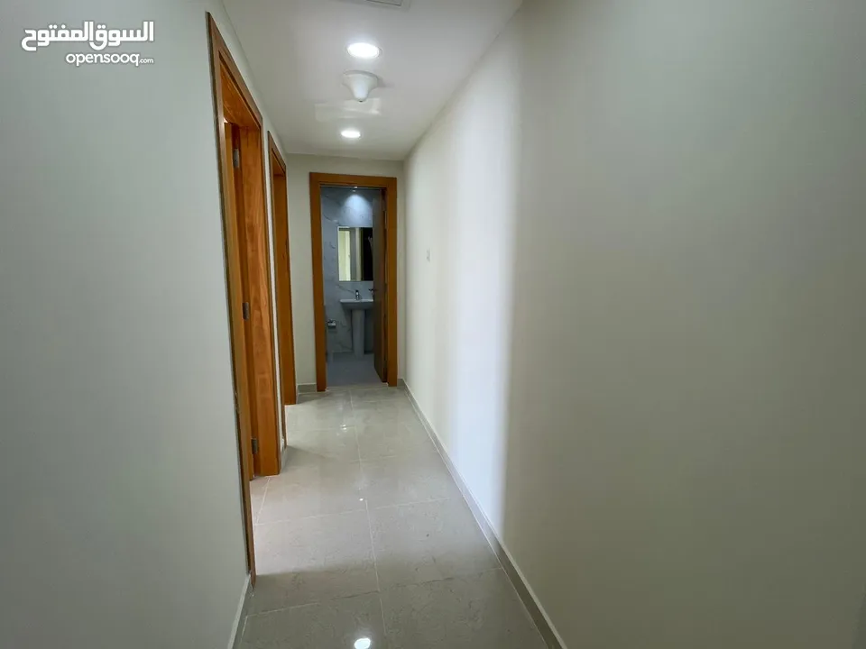 شقة غرفتين وصالة أول ساكن مع تكييف مجانى جولف تاور ، 2BHK first tenant with free air conditioning