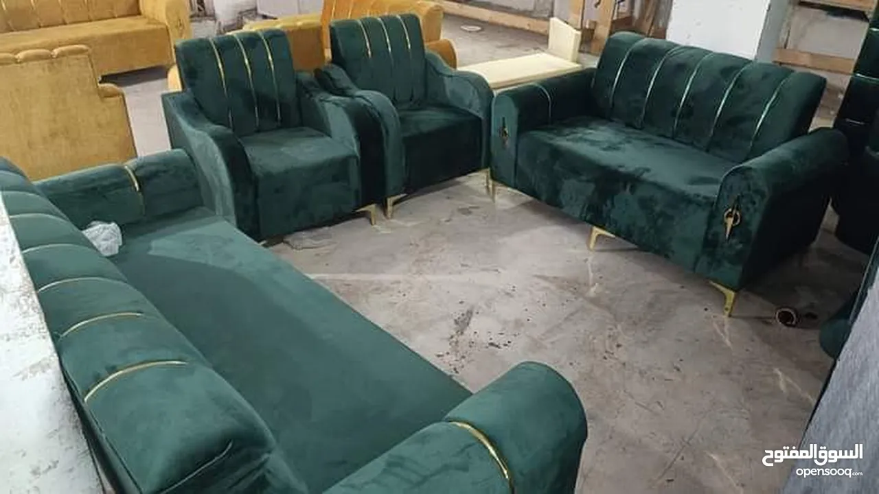 أطقم كنبايات جديد  ، متوفر بأي لون بتطلبه