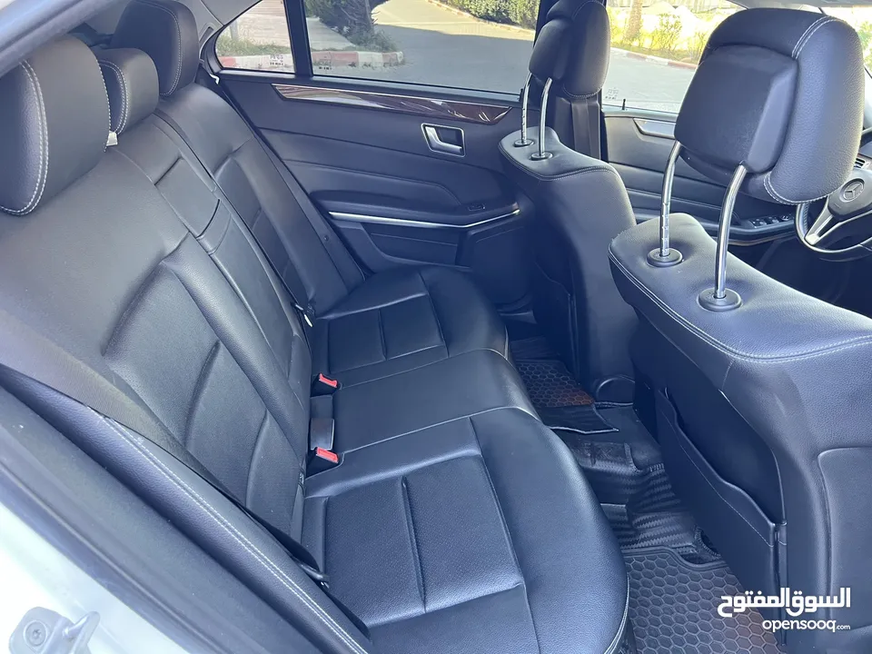 Mercedes Benz  W212  MERCEDES BENZ E350