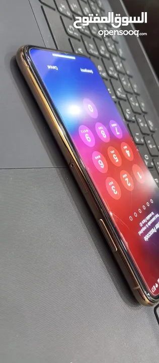 iphone xs gold 64g  الرقم بالوصف الرجاء التواصل عليه او مسجات التطبيق