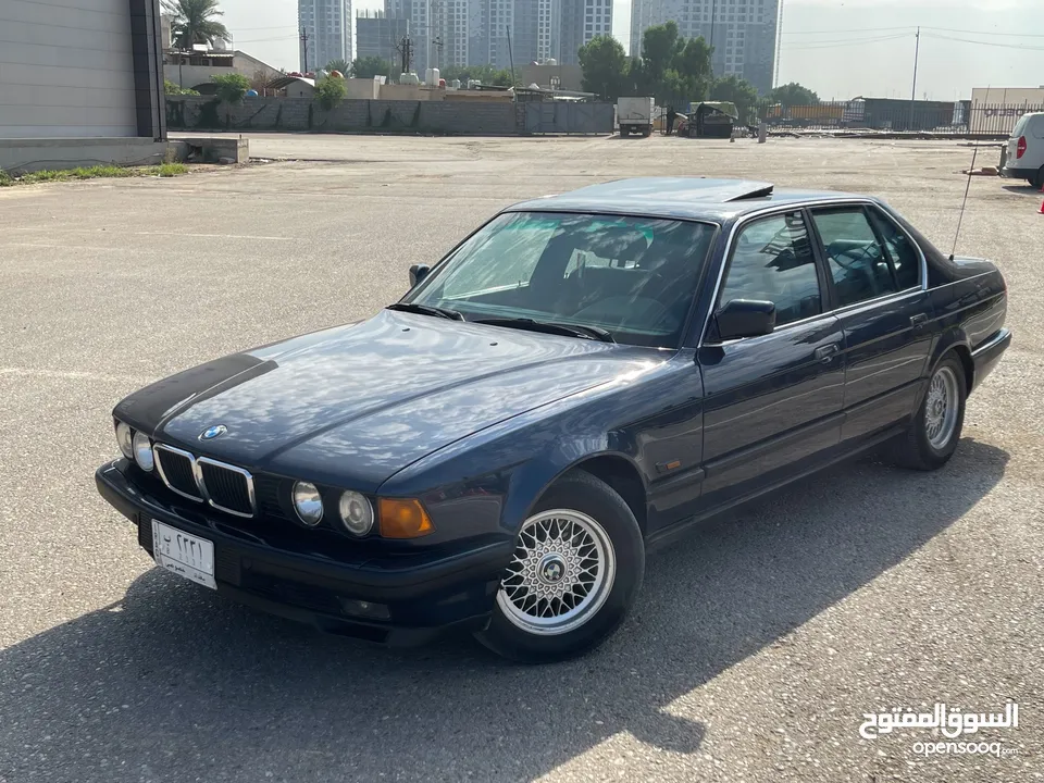 BMW 735i 1992