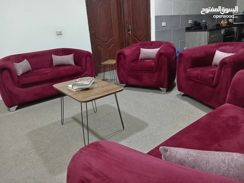 طقم كنب موديل امريكي فاخرااا تفصيل استعمال عرسان للبيع بسعر مغري