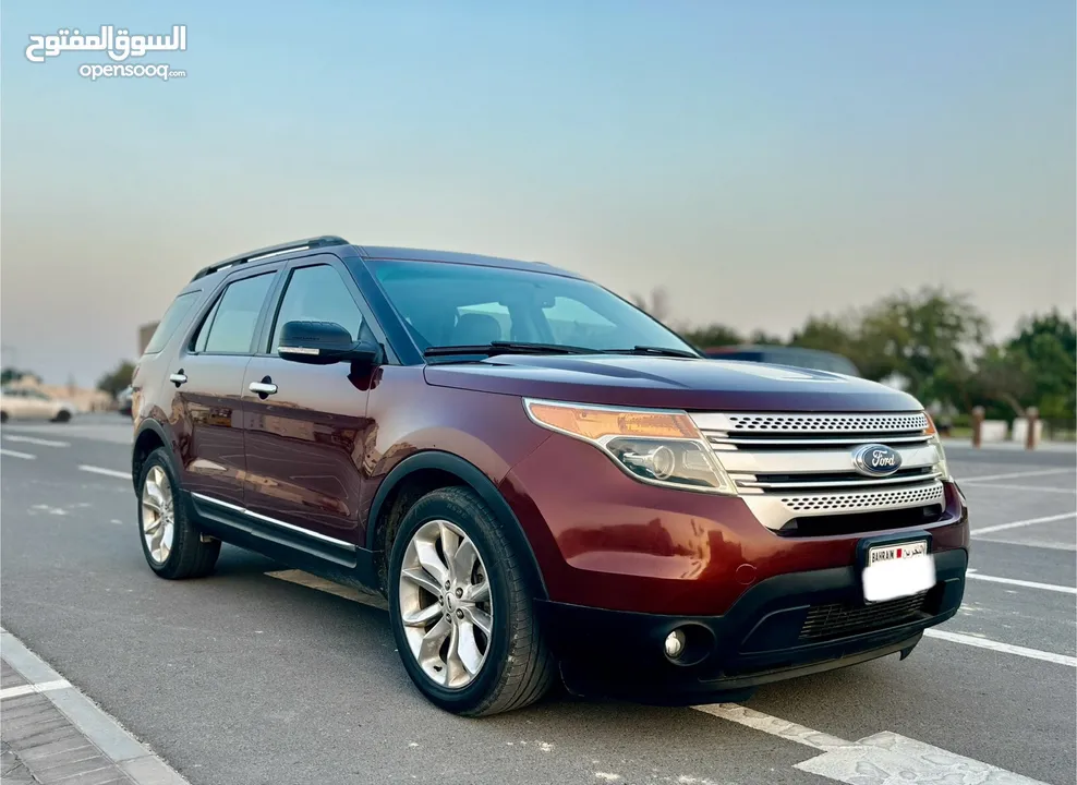 Ford Explorer 2015 XLT excellent condition