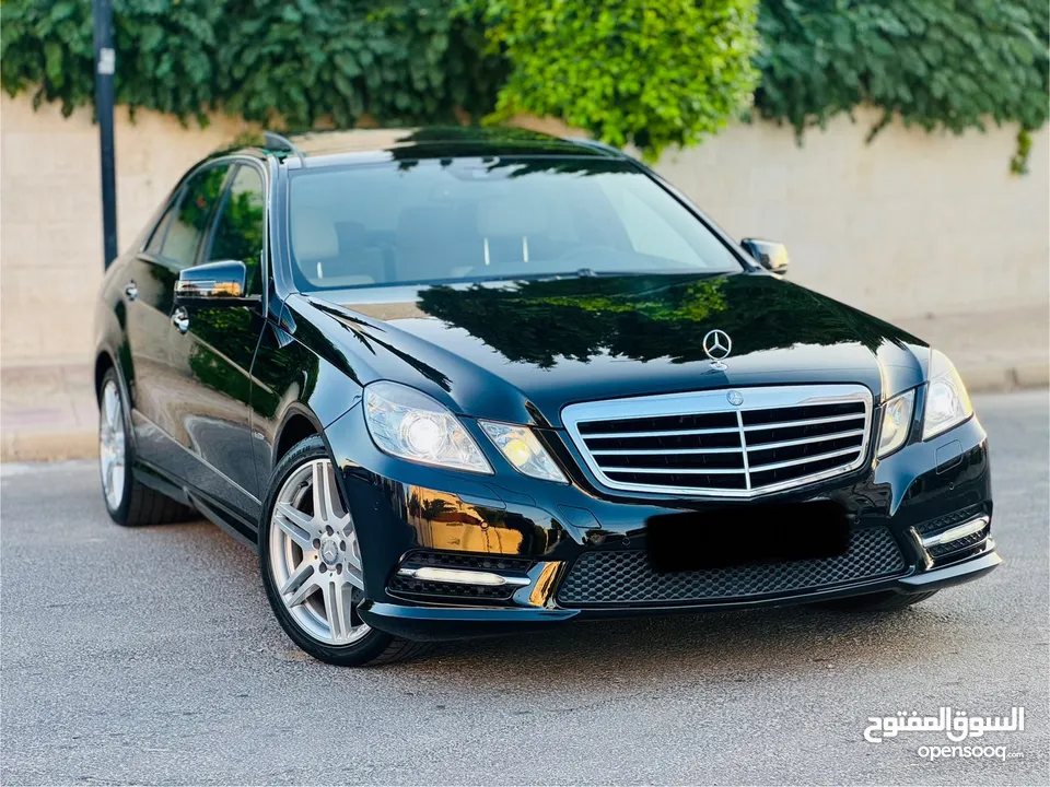 E200 AMG 2013 اقل عداد غرغوريه شبه جديده فحص كرت ابيض