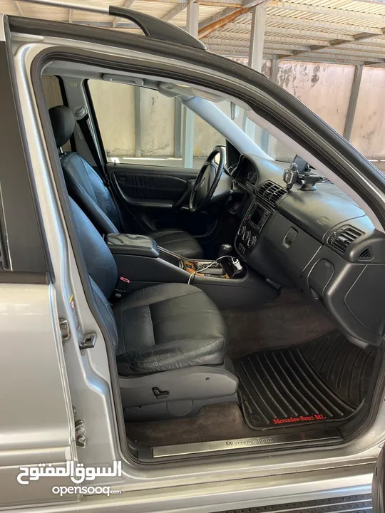 مرسيدس ML 350 موديل 2005 – بحالة ممتازة وعداد 172000 كم فقط ولم تُستخدم كثيرًا