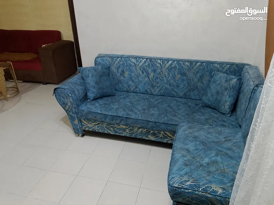 صوفيات حديد تفصيل حرف L بحالة الجديد يصلح