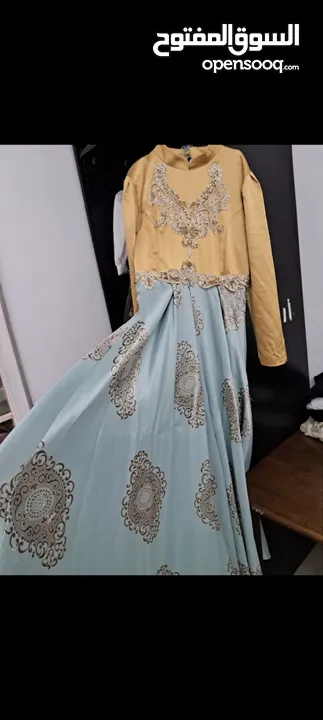 فستان ثقيل سهرة بحاله ممتازه