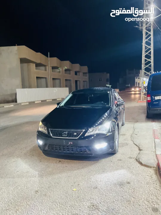 سيت ليون 2018 ترخيص 2017 طلاء الشركة بالكامل