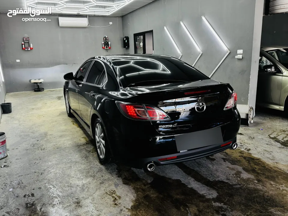 Zoom Mazda 6