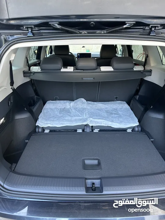 Volkswagen ID6 Crozz Pro 2023  فل كامل