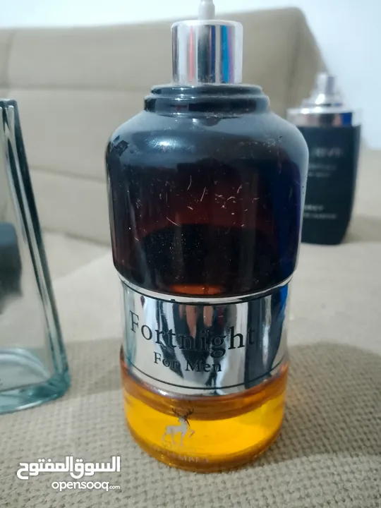 زجاجات عطور فارغة 50علبة للبيع بسعر مغري