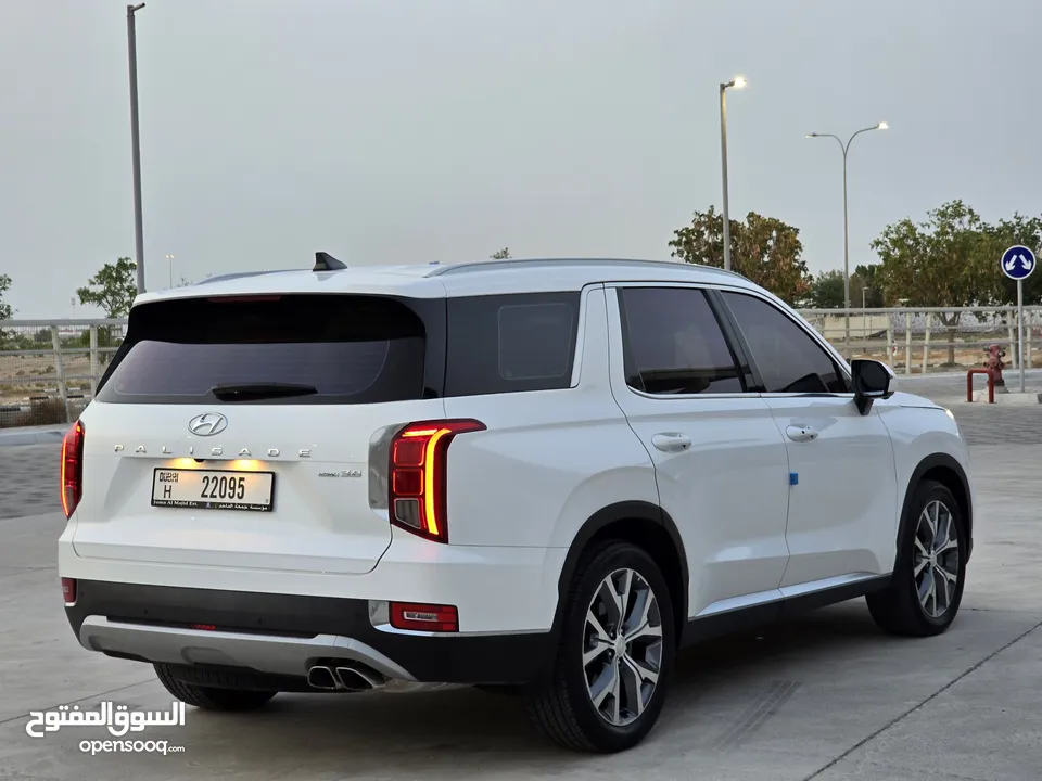 Hyundai palisade 2021 full option under warranty no accident