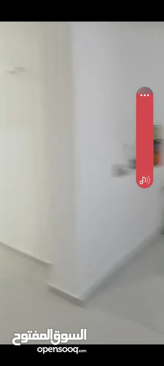 شقه عظم للبيع في منطقه بتونيا عظم طابق اول فوق الشارع مساحه 150متر