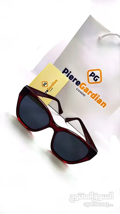 eyeware , sunglasses