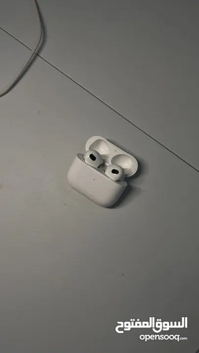 سماعة ابل AirPods 3 مستعمله