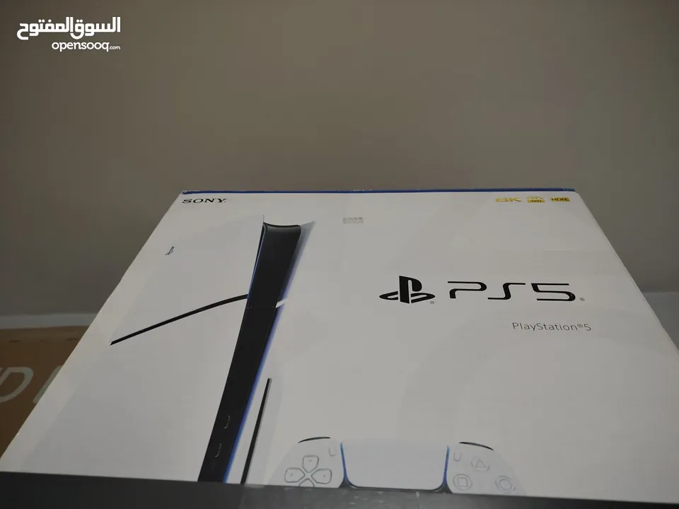 مستعمل شهرين مع كامل ملحقاته الاصليه Ps5 slim