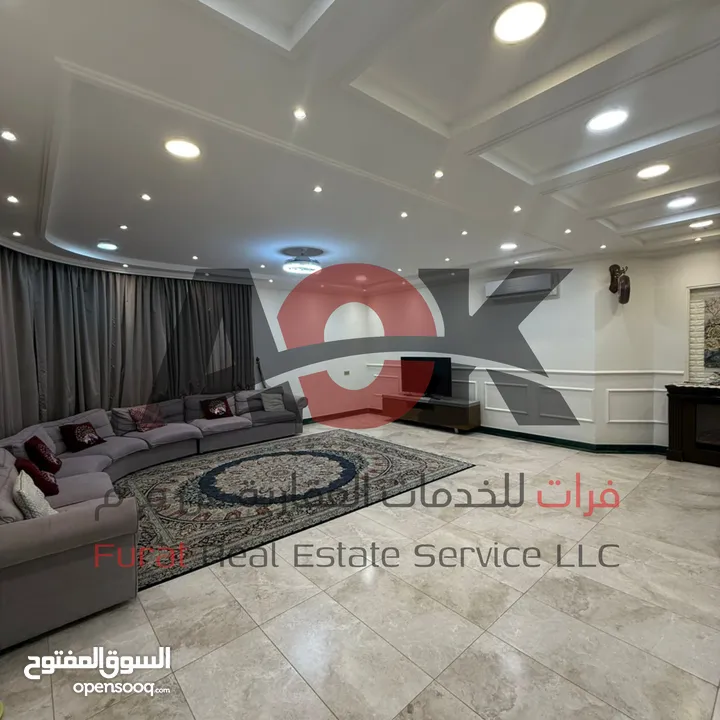 فيلا راقية للإيجار في المعبيلة  تتكون الفيلا من طابقين Luxury Villa for Rent in Al Maabilah South