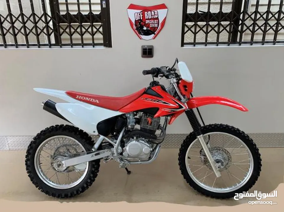 بسعر مغري Honda CRF 230 f