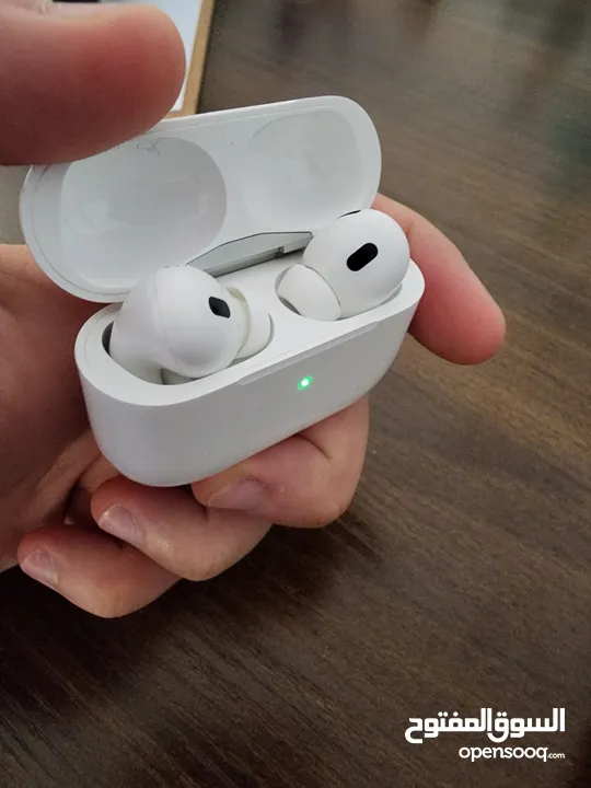 بسعر حرق بحالة ممتازة apple airpods pro 2