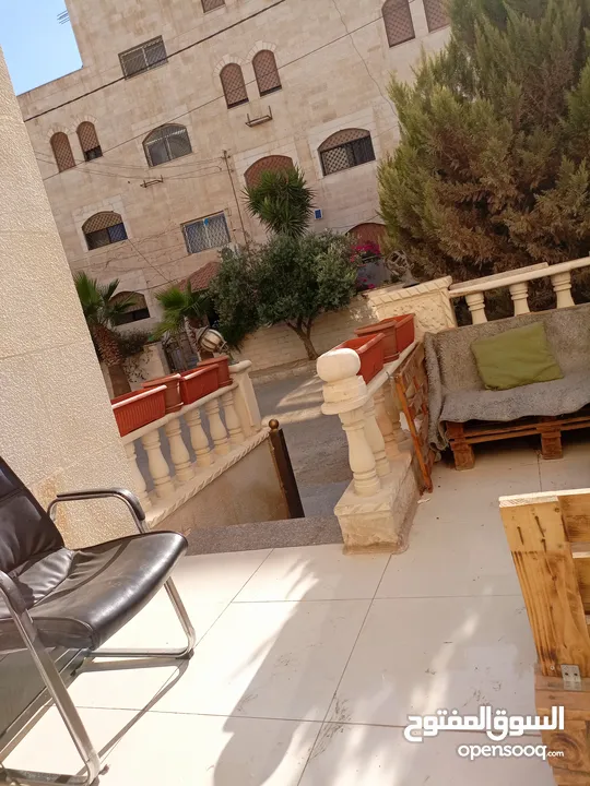 شقة ديلوكس أرضيه للبيع طبربور ( من المالك )