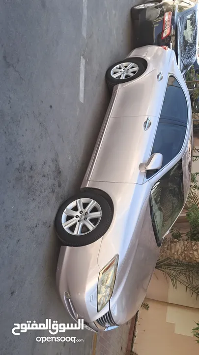 السلام عليكم للبيع لكزس ES350 موديل 2009 فول اوبشن وكالة البحرين الممشى 200 Km المواصفات فتحة