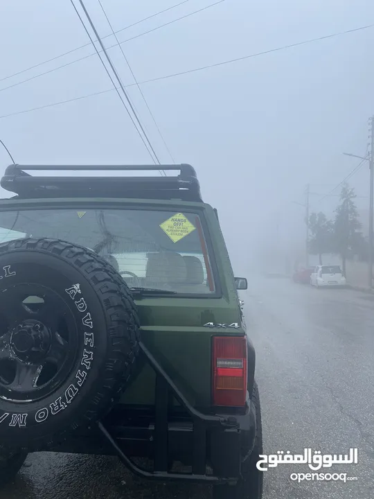 Jeep Cherokee xj 1995   جيب شيروكي  قابل للتفاوض