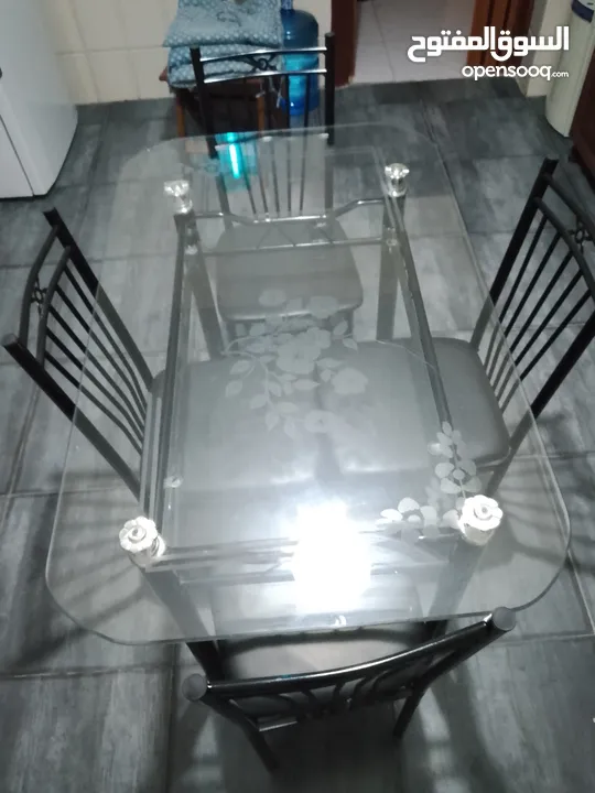 طاولة مطبخ قزاز 4كراسي