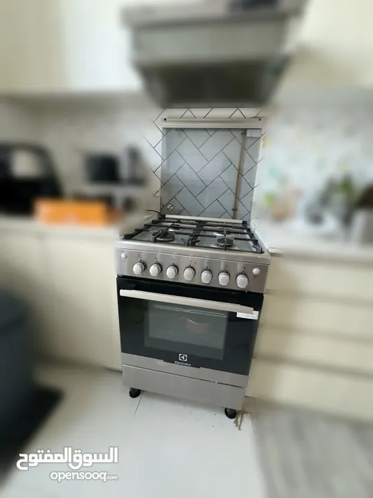 Electrolux Freestanding 4-Burner Gas Cooker - like new