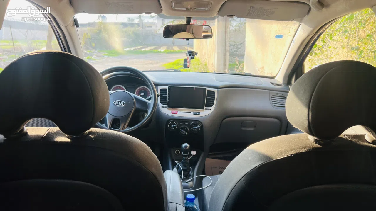كيا ريو 2011
