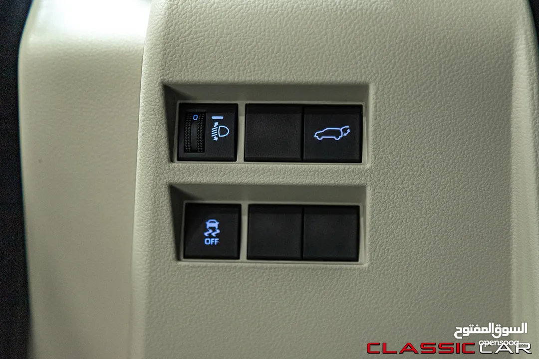 Toyota Land Cruiser Gx-r Twin turbo 2024   عداد صفر  Zero Mileage   اللون : كحلي