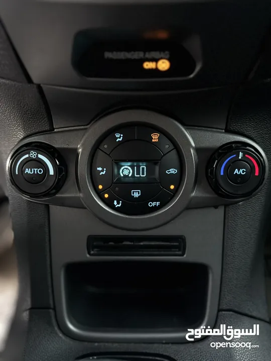 ‏Ford Fiesta 2017 ، اوتوماتيكك ،  مطور 1600 ،، فحص ممتاز تخلو من الحوادث او الضربات اغلبها بوية شركة