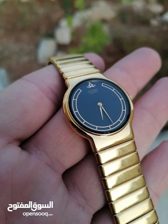ساعة citizen quartz للبيع بسعر مميز