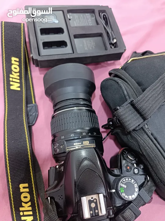 كاميرا نيكون Nikon 3200 نظيفة