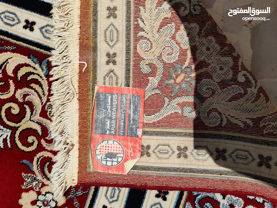سجادة شبه جديدة منتج النساجون العرب للبيع