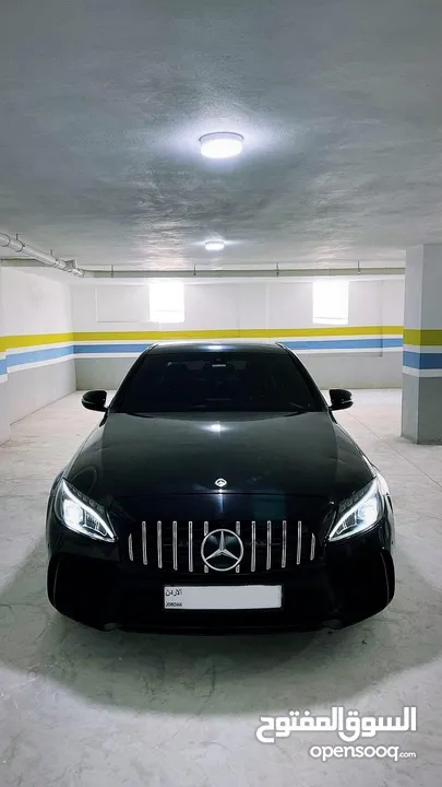 Mercedes C200 2019 (أحمد الشرمان) لتأجير سيارات الأعراس