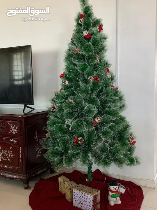 شجرة كريسماس 210 سم كثيفة فاخرة 210cm snowy christmas artificial tree