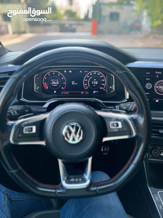 VW GTI 2000cc وقوة 207 حصان وقوة عزم 320 نيوتن
