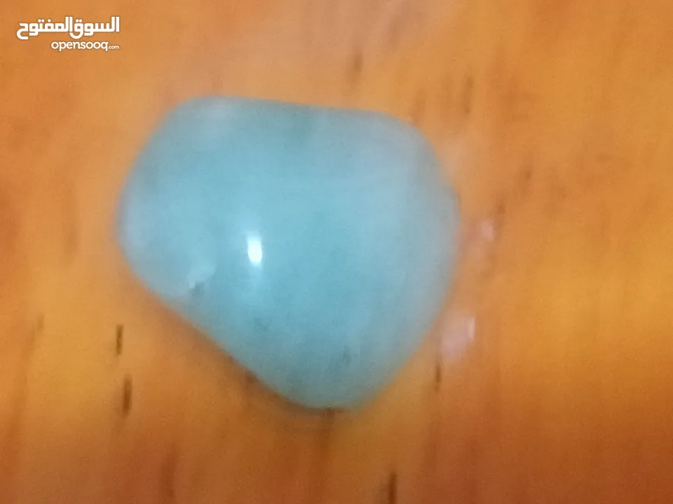 بعض من حجار العقيق طبيعي 100٪
