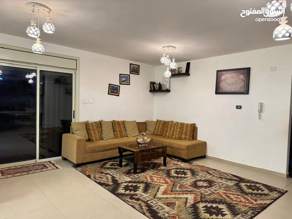 بيع شقة فاخرة في روابي، الحي الثالث، عمارة رقم 11، الطابق الاول