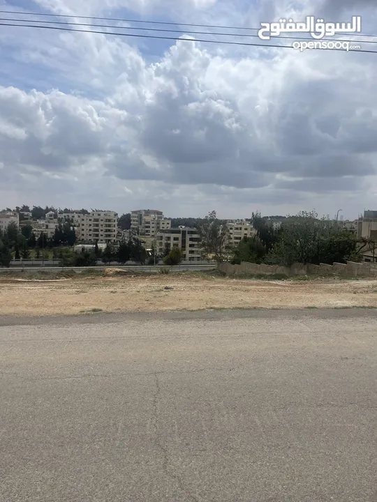 ناعور حوض 8 ام السماق 950 م من المالك مباشره