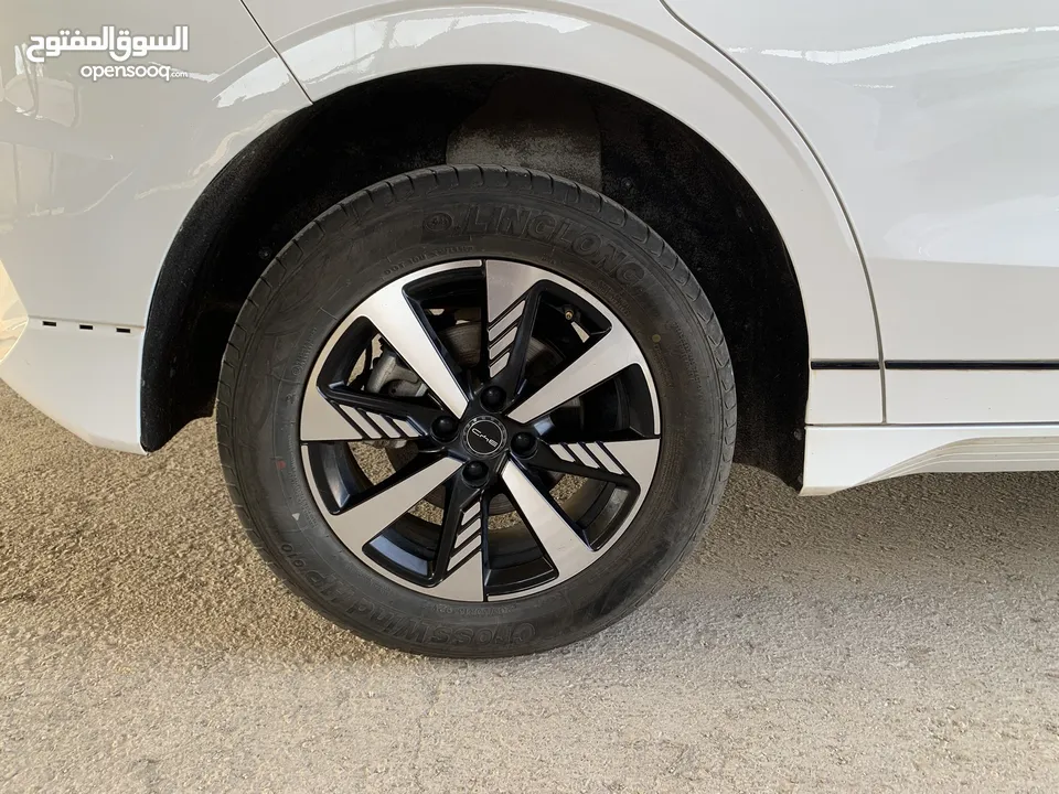 BYD E2 2022 بي واي ديه 2022 صنف لوكشري فل الفل بحاله الوكاله