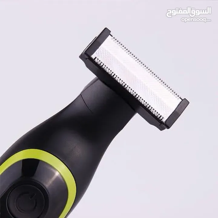 ماكينة و شفرة حلاقة 2 في 1  لازم تكون عند كل  شخص  للاماكن الحساسة و للجسم  VGR V-017 الاصلي