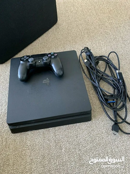 Playstation 4 slim