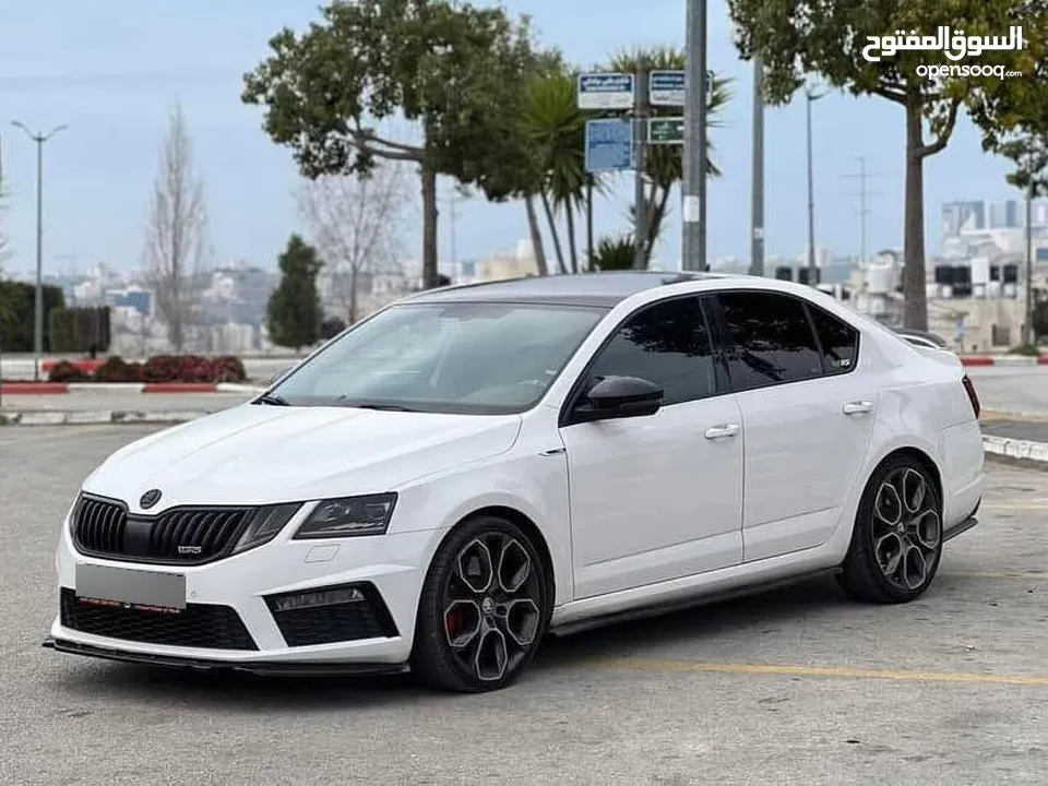 سكودا بنزين VRS..اتماتيك .فل عدا فتحه.فحص نخب .245حصان .رام لله او الخليل .موديل 2019