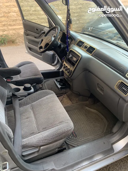 هوندا  crv موديل ال 1998