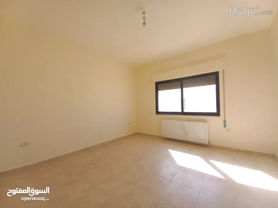 شقة للبيع في منطقة دير غبار  ( Property ID : 34656 )