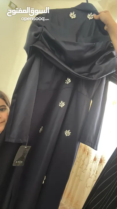 فستان سهرة لون كحلي جديد غير ملبوس