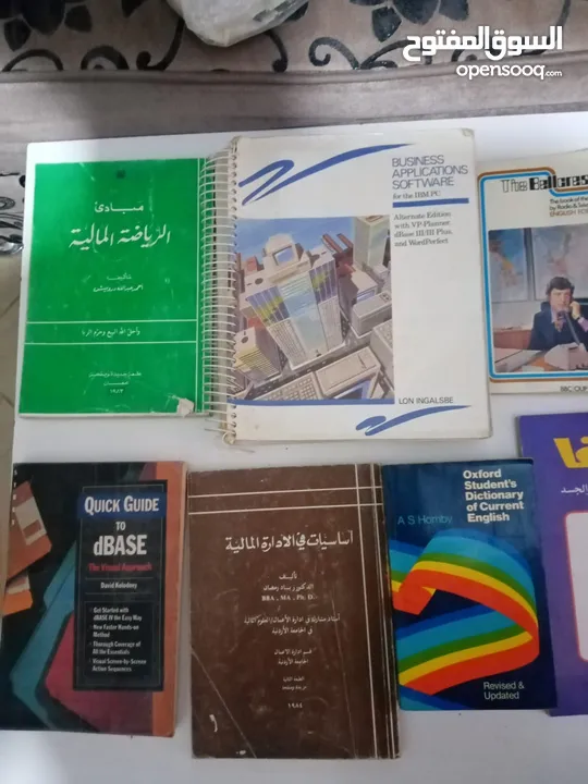 كتب وقصص انجليزي وعربي وتعليمي كميه كبيره اي كتاب بدينار